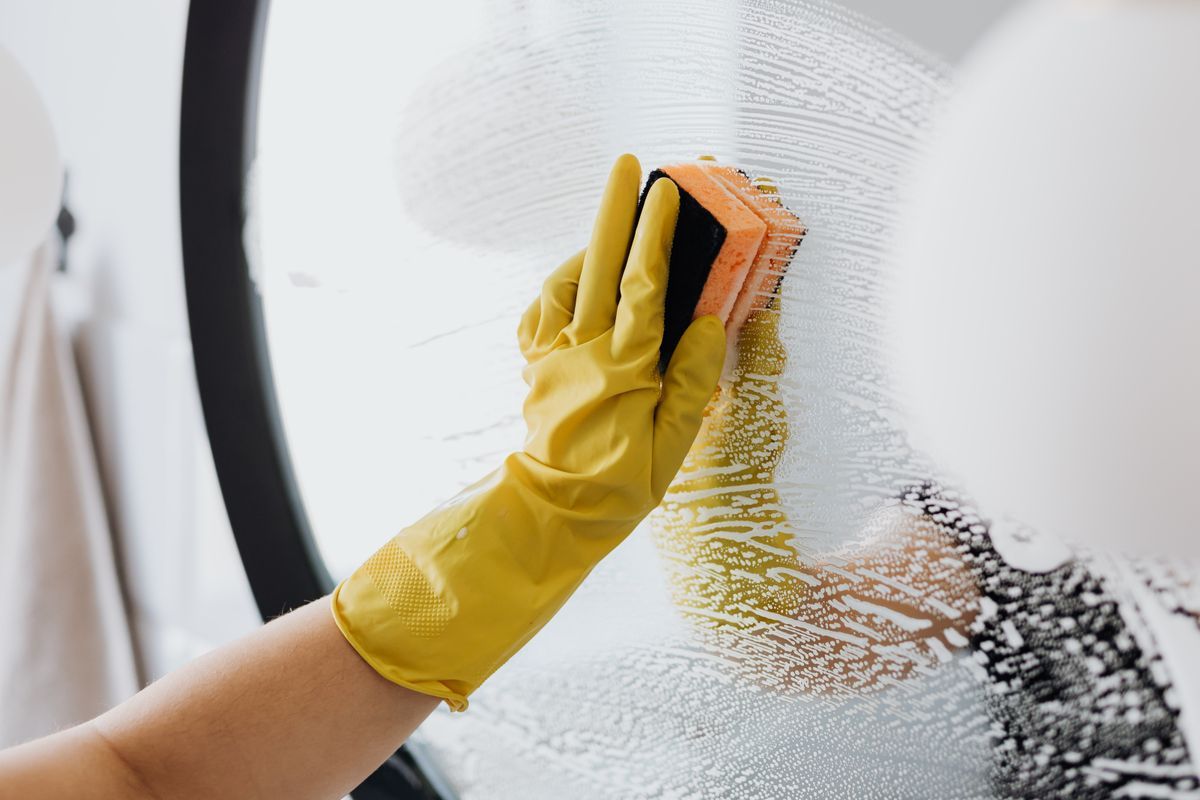 Streak-free glass cleaning in a Wellington home